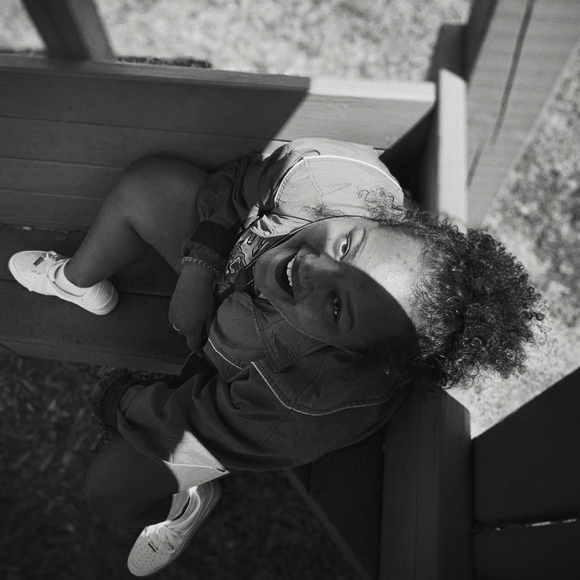 Meet your Posher, Bree - Picture 1 of 4